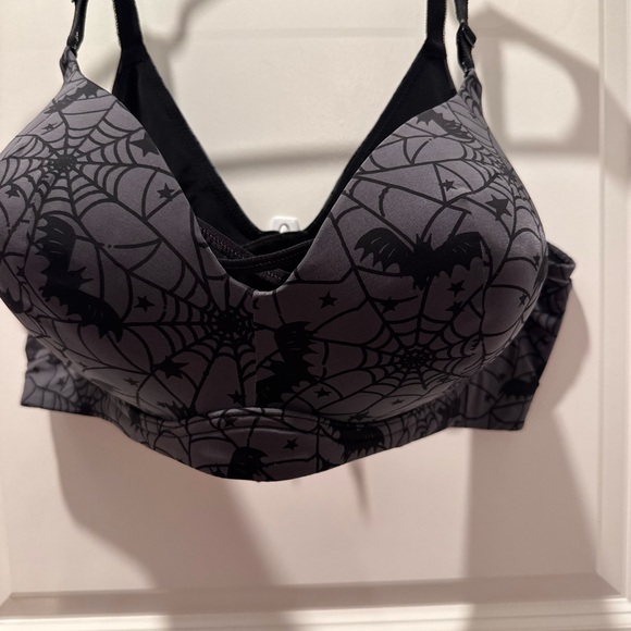 Torrid Curve Other - Torrid Curve Black Bra 46D Bats Spider Web Design Women’s Underwire